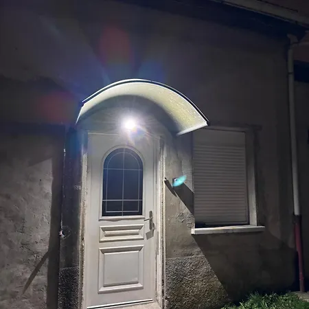 Maison Confort-parking Gratuit- Wifi Gratuit-proche Du Centre-ville- Troyes アパート *