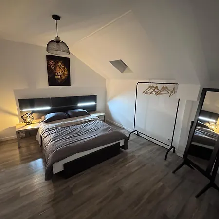 Apartment Maison Confort-parking Gratuit- Wifi Gratuit-proche Du Centre-ville- Troyes Les Noes-pres-Troyes